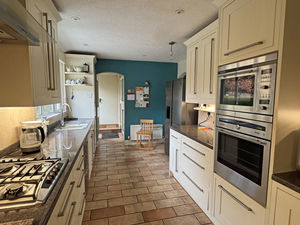 Photo 8- click for photo gallery